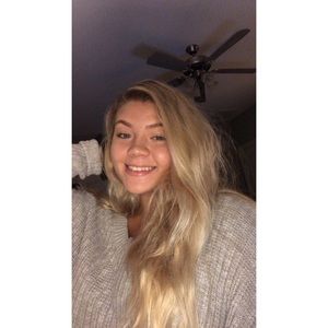 Meet your Posher, Jasmine